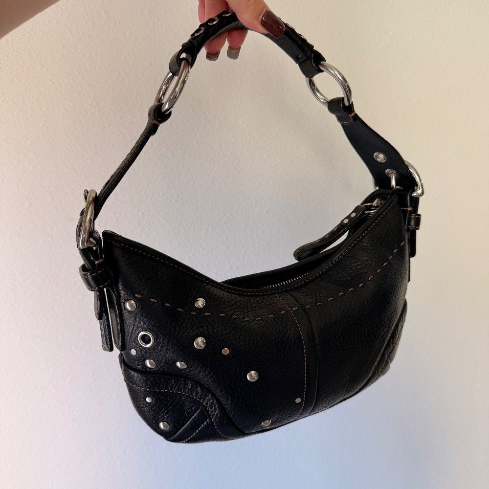 đź–¤GORGEOUS Vintage Coach Leather Black Studded Rivet Soho Shoulder Bag F10931 đź–¤ - Picture 3 of 8